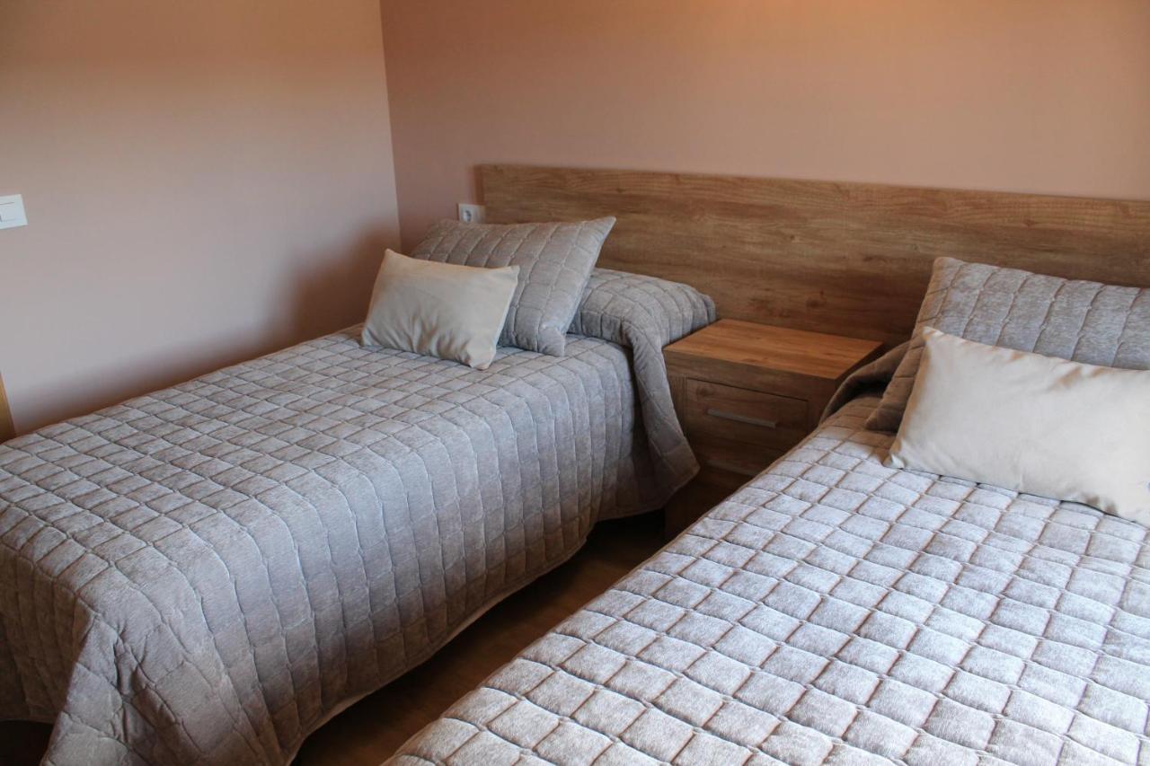 Apartamentos Turisticos Escorraladas Baltanás Zewnętrze zdjęcie
