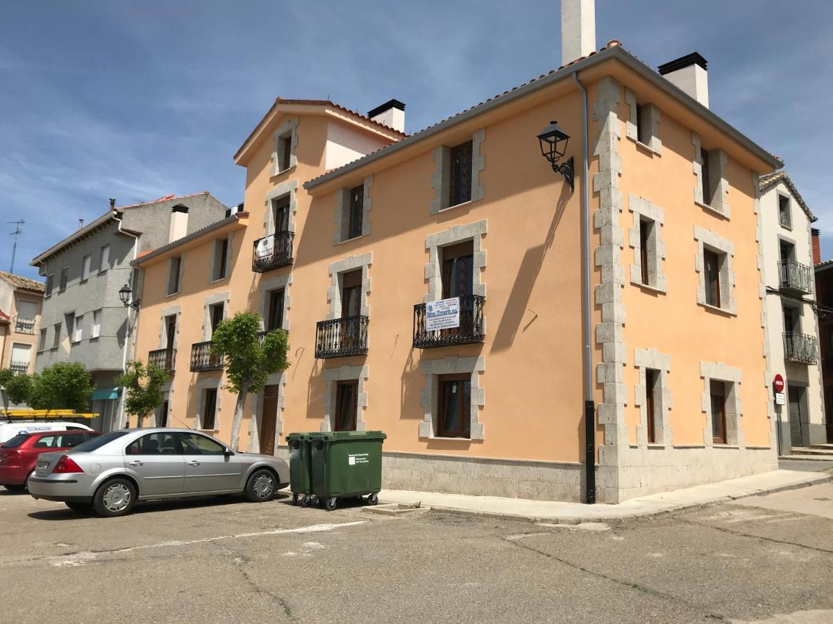 Apartamentos Turisticos Escorraladas Baltanás Zewnętrze zdjęcie